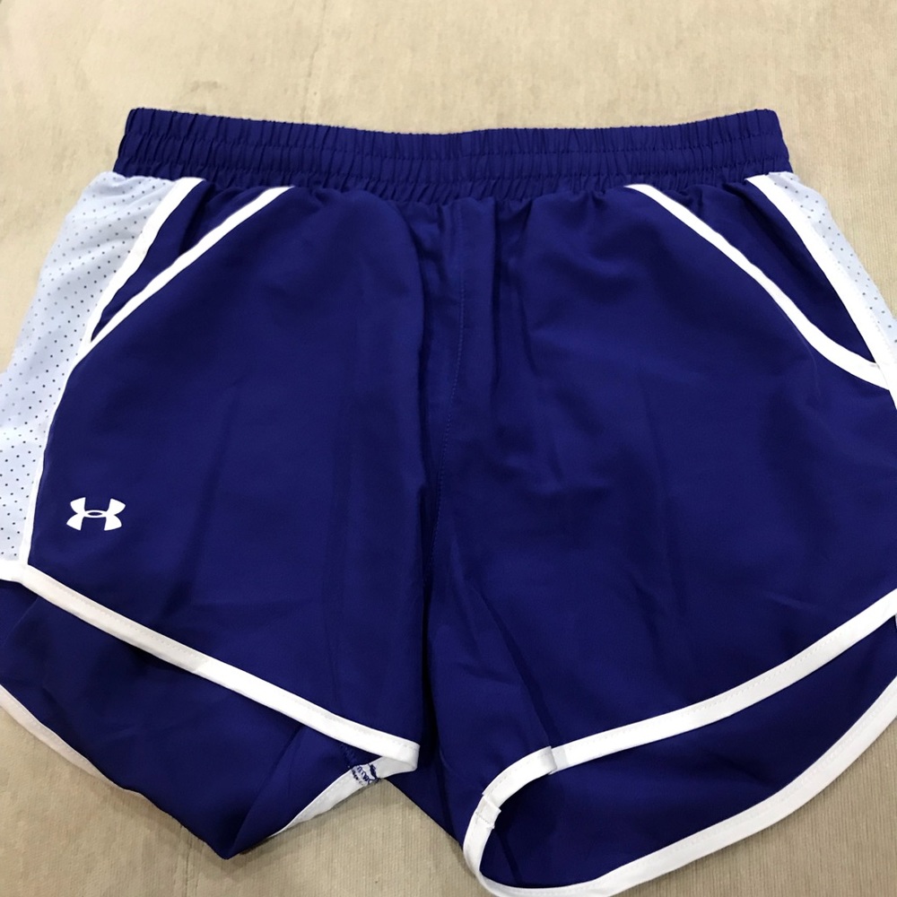 UNDER ARMOUR SHORTS